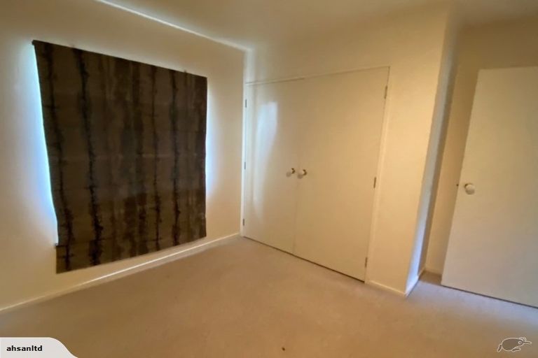 Photo of property in 21 Seabrook Avenue, New Lynn, Auckland, 0600