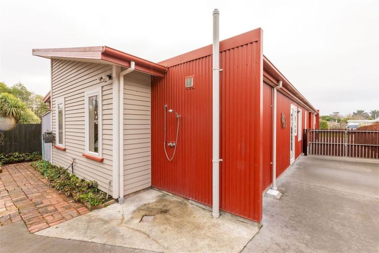 Photo of property in 17 Kiwi Avenue, Waikuku Beach, 7473