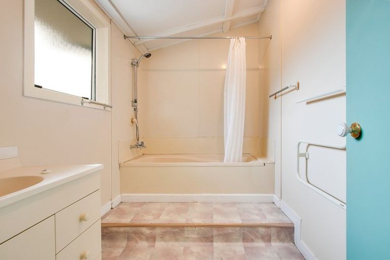 Photo of property in 351 Napier Road, Havelock North, Hastings, 4180