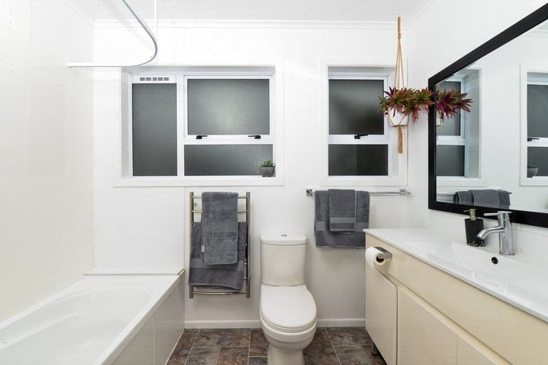 Photo of property in 2 Margaret Place, Deanwell, Hamilton, 3206