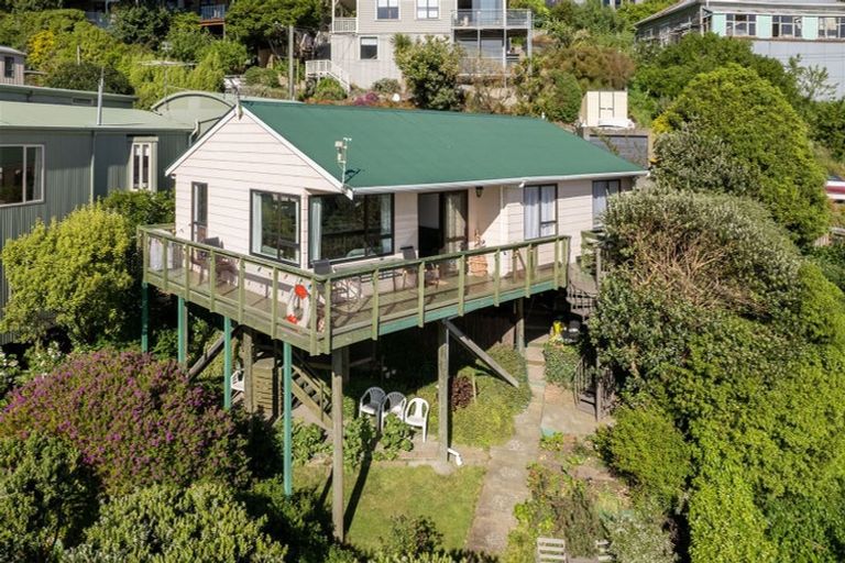 Photo of property in 55 Reserve Terrace, Lyttelton, 8082