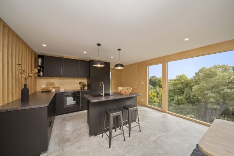 Photo of property in 282 Frankley Road, Ferndale, New Plymouth, 4310