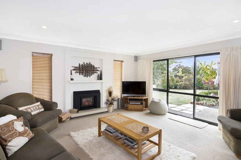 Photo of property in 38 Hollybush Drive, Brightwater, 7022