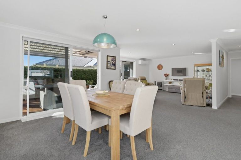 Photo of property in 9 Rotomanu Place, Pyes Pa, Tauranga, 3112