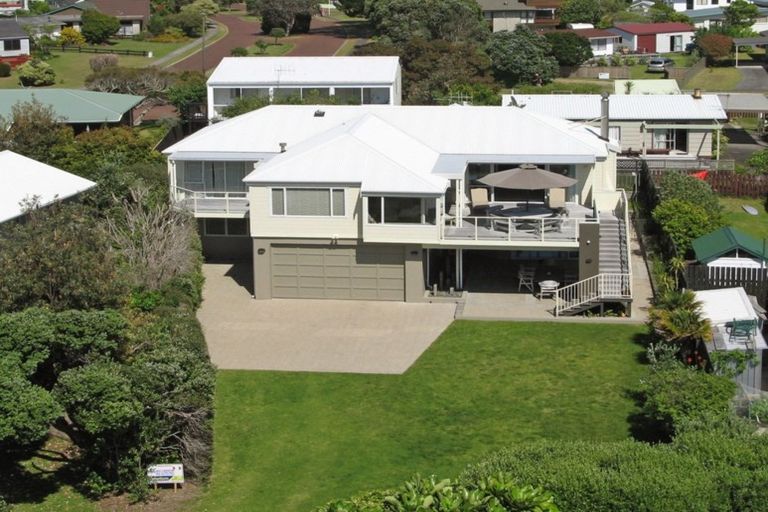 Photo of property in 12 Jacksons Claim, Pauanui, Hikuai, 3579