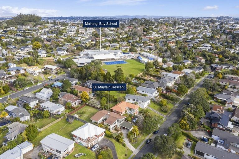 Photo of property in 30 Mayfair Crescent, Mairangi Bay, Auckland, 0630