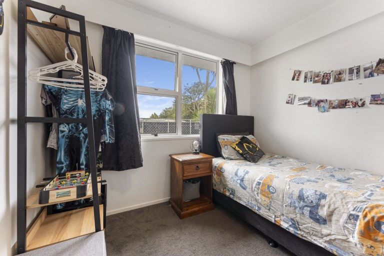 Photo of property in 124 Tremaine Avenue, Westbrook, Palmerston North, 4412