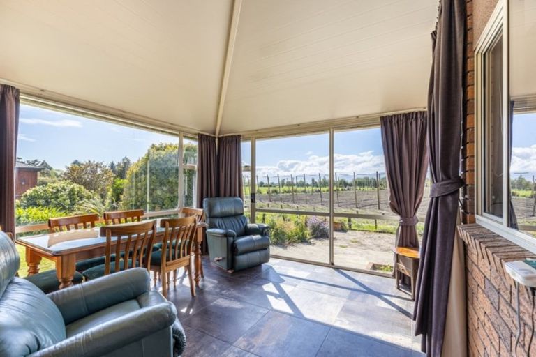 Photo of property in 400 Waimea Road West, Brightwater, 7091