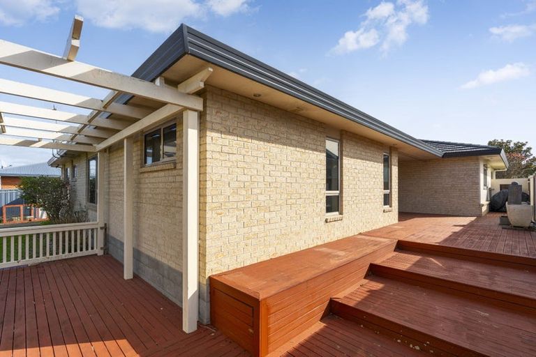 Photo of property in 32 Cody Crescent, Lansdowne, Masterton, 5810