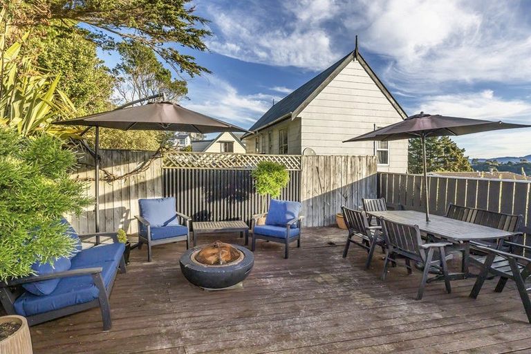 Photo of property in 2 Adventure Drive, Whitby, Porirua, 5024