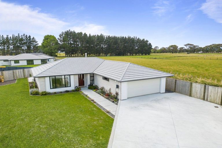 Photo of property in 34 Oldfield Lane, Marton, 4710