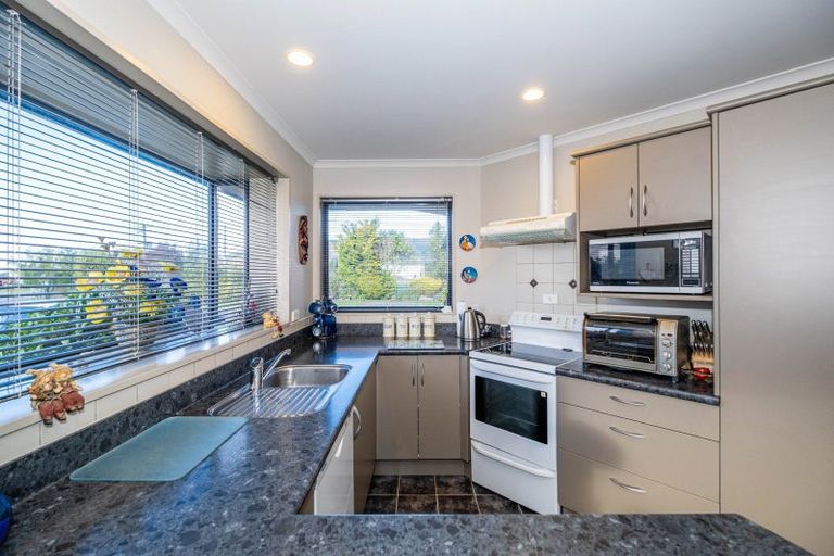 Photo of property in 11 Hunts Road, Waimate, 7978