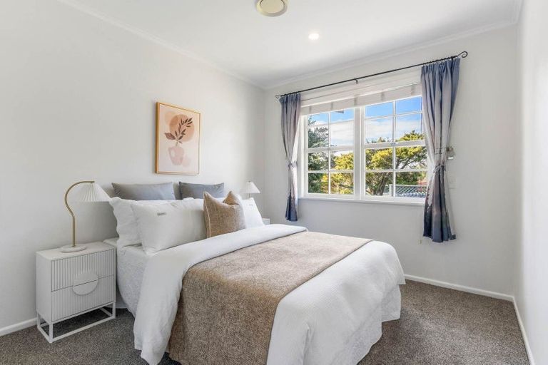 Photo of property in 16 Mawson Avenue, Torbay, Auckland, 0630