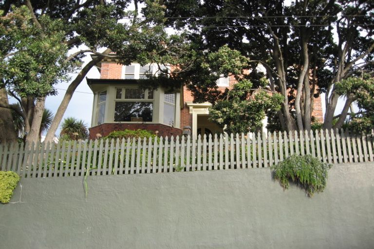 Photo of property in 17a Cliffs Road, Saint Clair, Dunedin, 9012