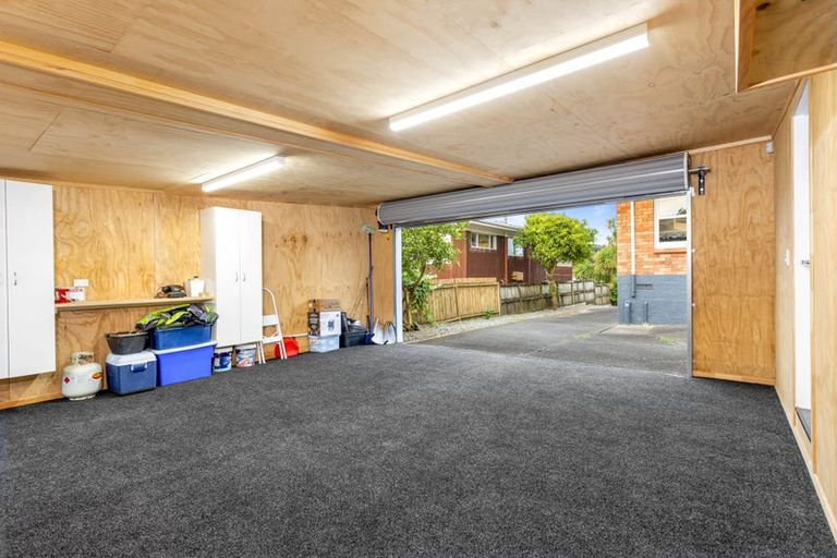 Photo of property in 19 Lawrence Crescent, Hillpark, Auckland, 2102