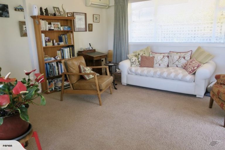 Photo of property in 289b Courtenay Street, Strandon, New Plymouth, 4312