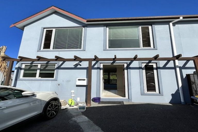 Photo of property in 9m Clearwater Cove, West Harbour, Auckland, 0618