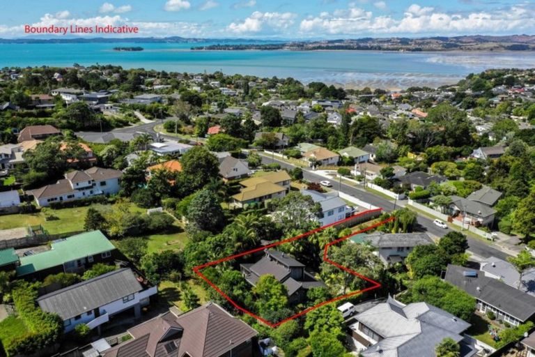 Photo of property in 17a Alexander Street, Cockle Bay, Auckland, 2014