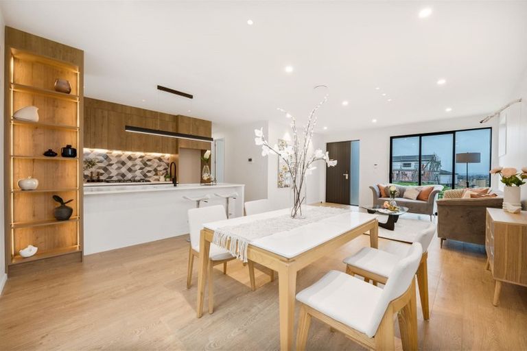 Photo of property in 76 Tir Conaill Avenue, Flat Bush, Auckland, 2019