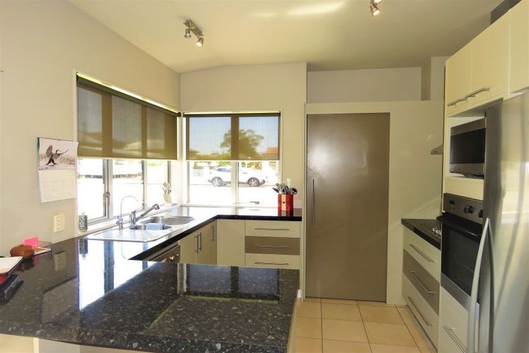 Photo of property in 30 Russell Street, Westport, 7825