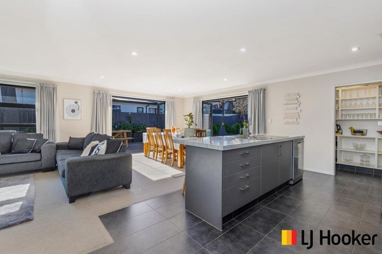Photo of property in 36 Sunningdale Street, Wattle Downs, Auckland, 2103