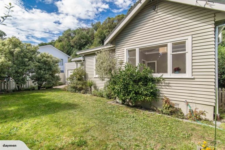 Photo of property in 74 Para Street, Miramar, Wellington, 6022