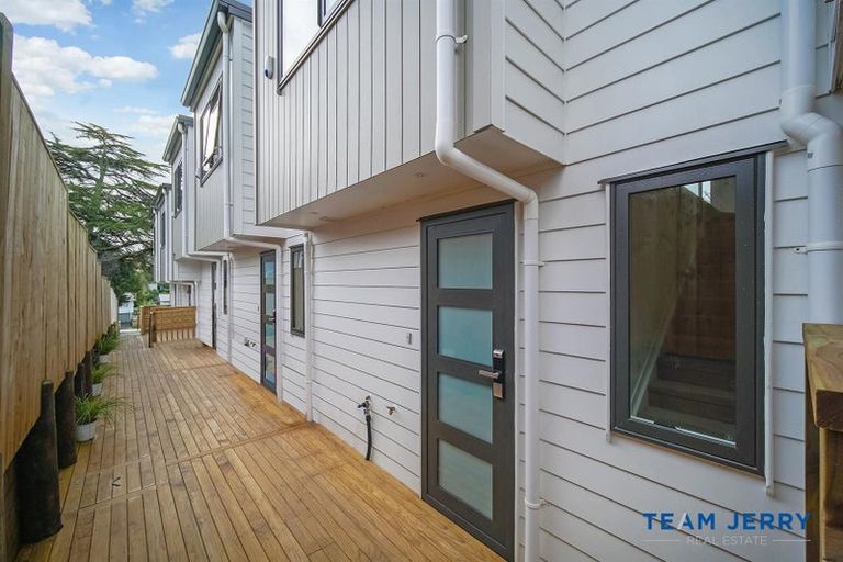 Photo of property in 7/24 Tomo Street, New Lynn, Auckland, 0600