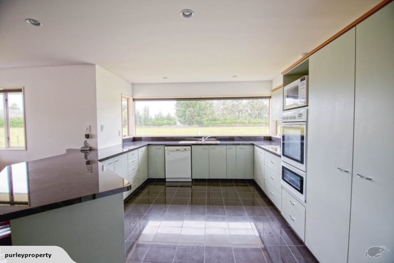 Photo of property in 24 Crawford Road, Belfast, Christchurch, 8051