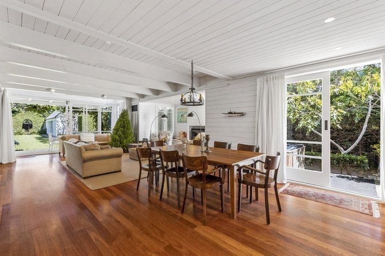 Photo of property in 26 Saltburn Road, Milford, Auckland, 0620