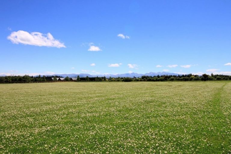 Photo of property in 17 Mulholland Drive, Darfield, 7571