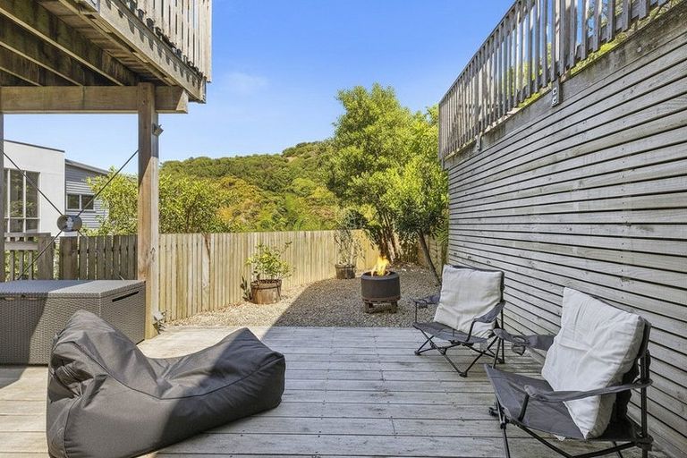 Photo of property in 3 Fore Street, Kaiwharawhara, Wellington, 6035