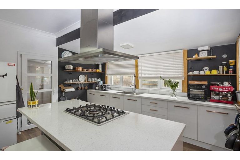 Photo of property in 254 Kelvin Street, Avenal, Invercargill, 9810