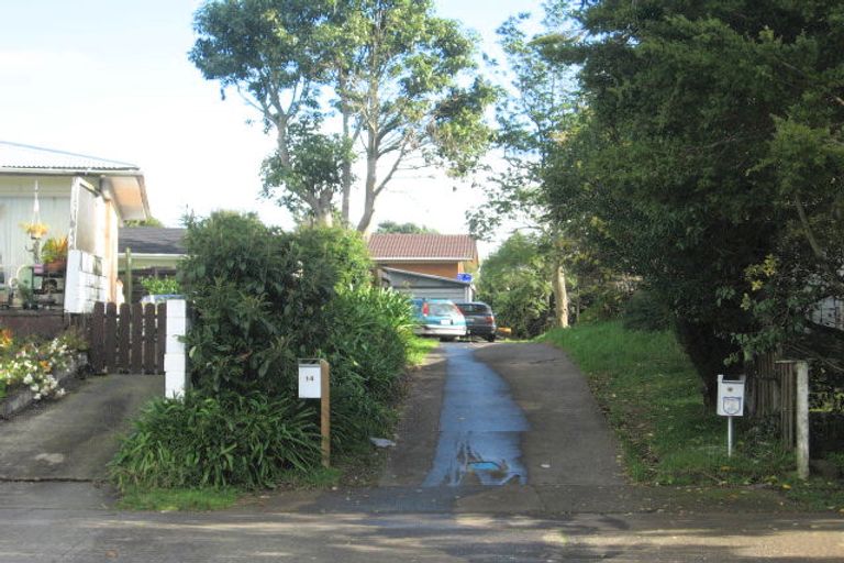 Photo of property in 16 Minton Place, Manurewa, Auckland, 2102