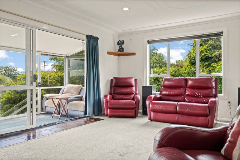 Photo of property in 35 Greenhithe Street, Waihola, Milton, 9073