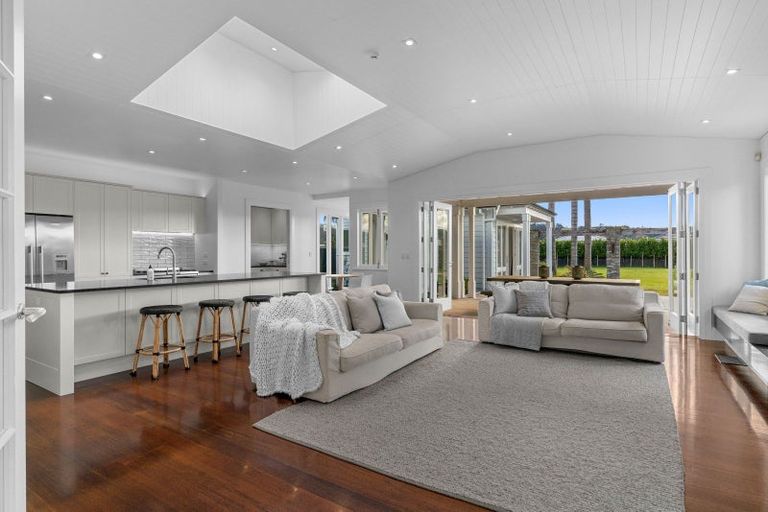 Photo of property in 27 Mains Avenue, Kensington, Whangarei, 0112