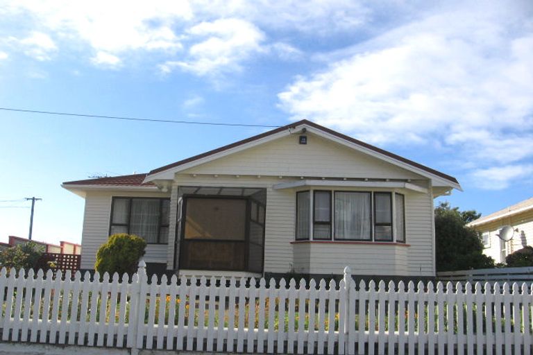Photo of property in 23 Bridge Street, Rongotai, Wellington, 6022