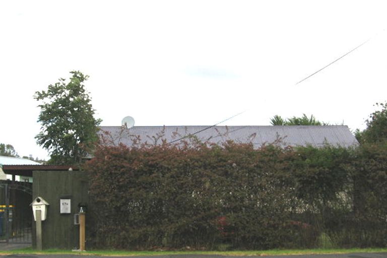 Photo of property in 1/17 Woodside Road, Massey, Auckland, 0614