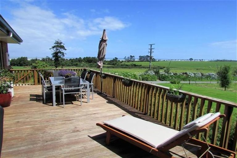 Photo of property in 3008 Coast Road, Barrytown, Runanga, 7873