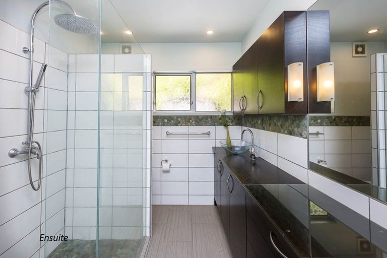 Photo of property in 14 Chanel Grove, Waterloo, Lower Hutt, 5011