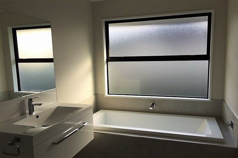 Photo of property in 22 Packard Crescent, Halswell, Christchurch, 8025