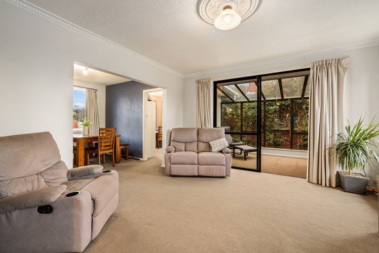 Photo of property in 1/16 Springhill Street, Avonhead, Christchurch, 8042