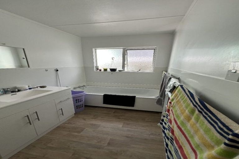 Photo of property in 41 Toi Street, Otaki Beach, Otaki, 5512