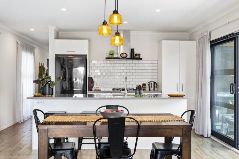 Photo of property in 38 Pakanga Grove, Pyes Pa, Tauranga, 3112