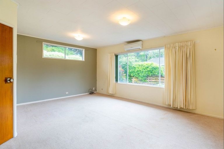 Photo of property in 33 Tui Road, Raumati Beach, Paraparaumu, 5032
