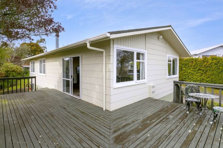 Photo of property in 70 Richmond Avenue, Richmond Heights, Taupo, 3330