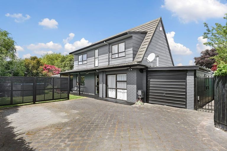 Photo of property in 72a Sandwich Road, St Andrews, Hamilton, 3200