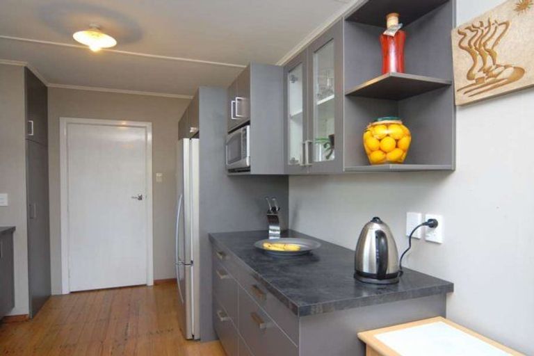 Photo of property in 28 Elliott Crescent, Havelock North, 4130