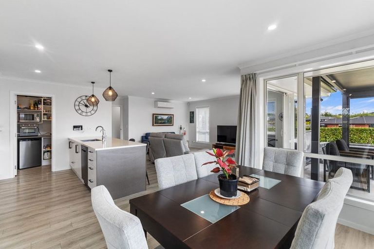 Photo of property in 12 Bragato Way, Te Kauwhata, 3710