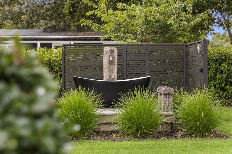 Photo of property in 1/347 Racecourse Road, Cambridge, 3493