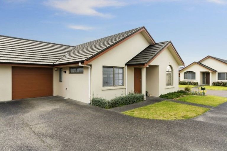 Photo of property in Seacrest, 4/200 Papamoa Beach Road, Papamoa Beach, Papamoa, 3118